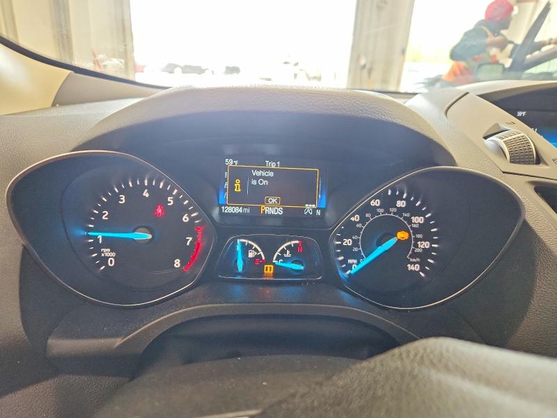 52455136 :رقم المزاد ، 1FMCU0GD9JUC28322 vin ، 2018 Ford Escape مزاد بيع