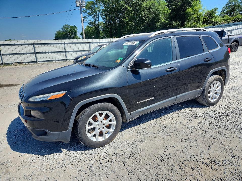 53217606 :رقم المزاد ، 1C4PJLCB4GW171464 vin ، 2016 Jeep Cherokee مزاد بيع