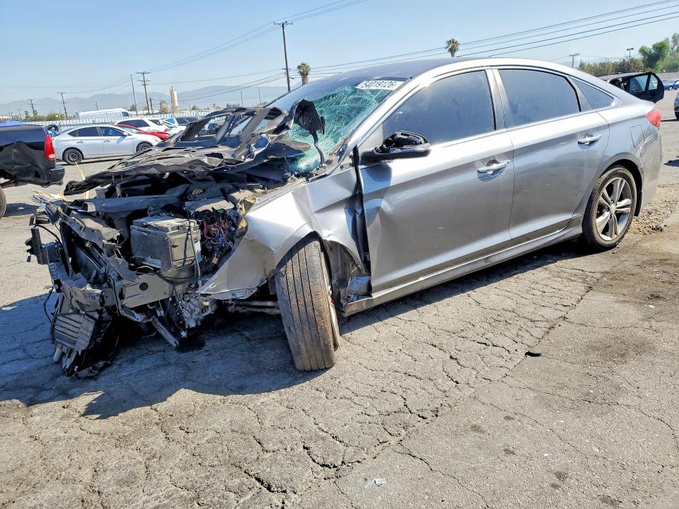 54019126 :رقم المزاد ، 5NPE34AF8KH761730 vin ، 2019 Hyundai Sonata مزاد بيع