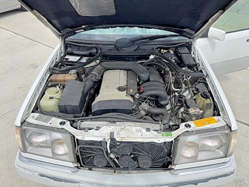 52905166 :رقم المزاد ، WDBEA92E2SF296279 vin ، 1995 Mercedes-benz E مزاد بيع
