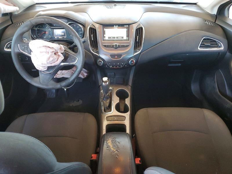 54688986 :رقم المزاد ، 3G1BE6SM0JS583671 vin ، 2018 Chevrolet Cruze مزاد بيع