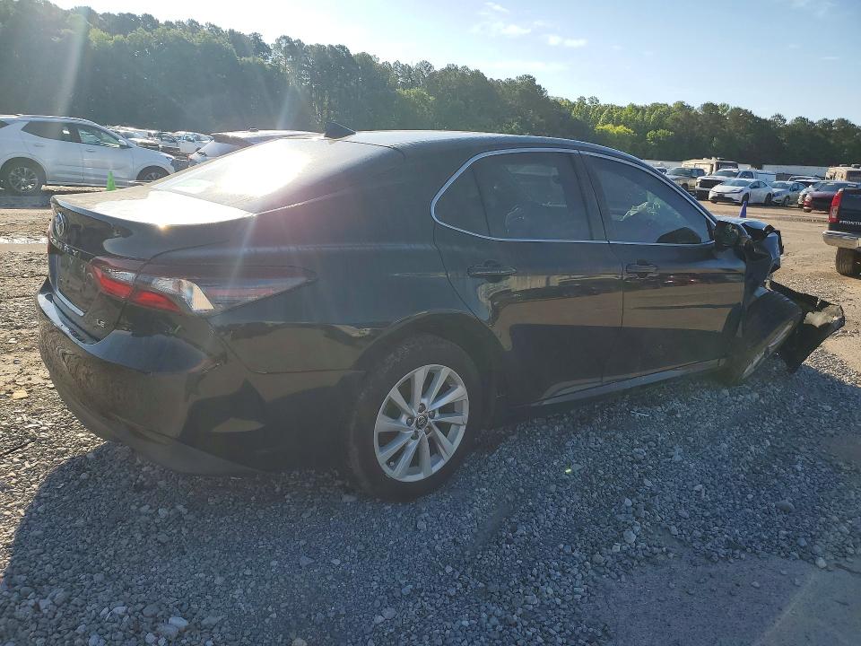 Продаж на аукціоні авто 2022 Toyota Camry, vin: 4T1C11AK0NU499975, номер лоту: 51770236