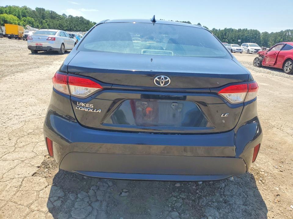 53585436 :رقم المزاد ، 5YFEPMAE0MP256928 vin ، 2021 Toyota Corolla مزاد بيع