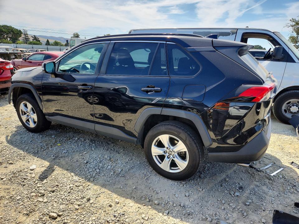 2021 Toyota Rav4 მანქანა იყიდება აუქციონზე, vin: 2T3P1RFV0MW179869, აუქციონის ნომერი: 53830926