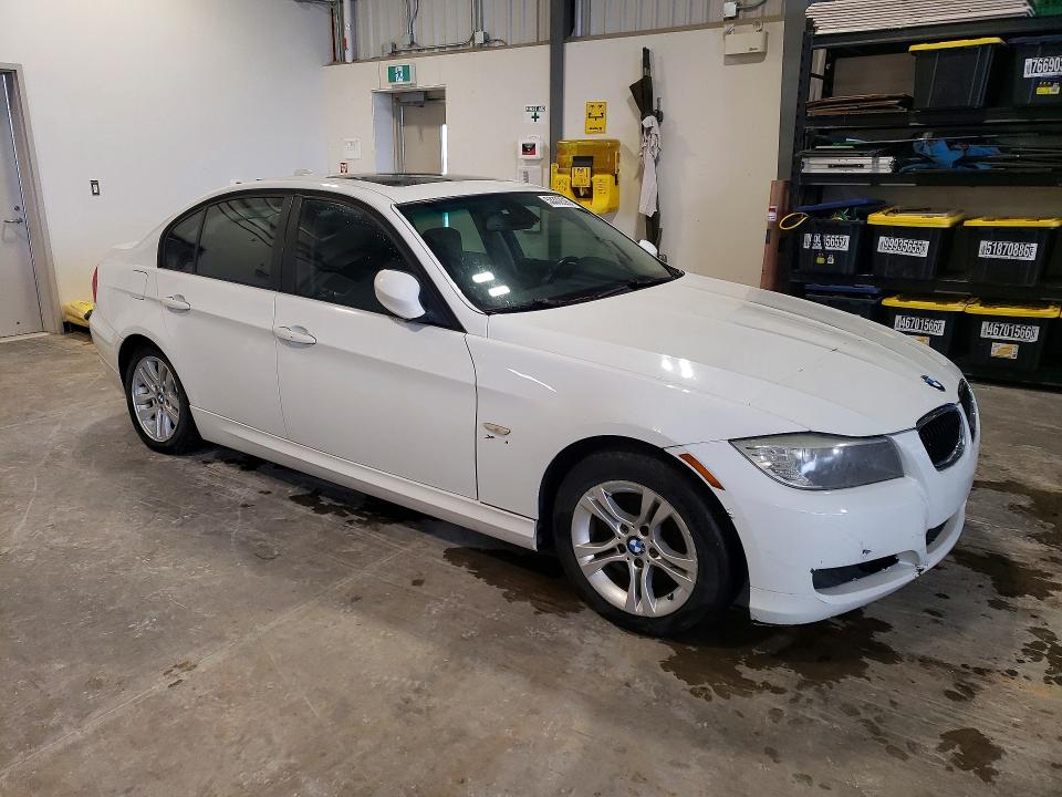 53332596 :رقم المزاد ، WBAPG73579A399083 vin ، 2009 Bmw 3 Series 328i مزاد بيع