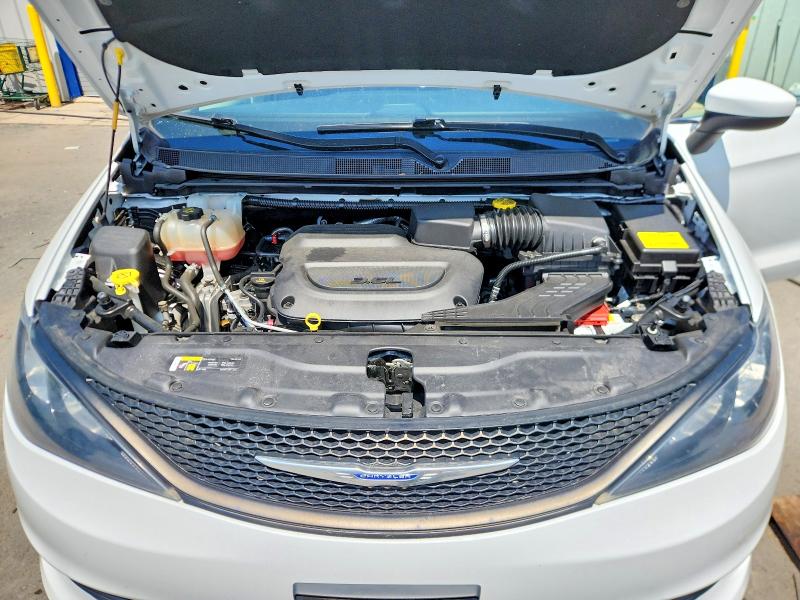Продажа на аукционе авто 2020 Chrysler Voyager, vin: 2C4RC1AG5LR210894, номер лота: 52680036
