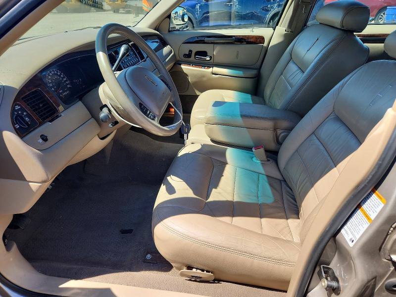 Продажа на аукционе авто 2000 Lincoln Town Car, vin: 1LNHM82W5YY934736, номер лота: 53299186