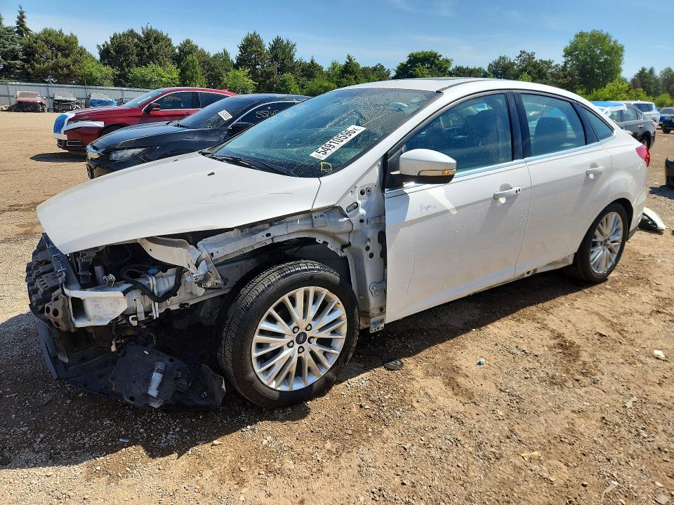54910596 :رقم المزاد ، 1FADP3J27FL273934 vin ، 2015 Ford Focus مزاد بيع