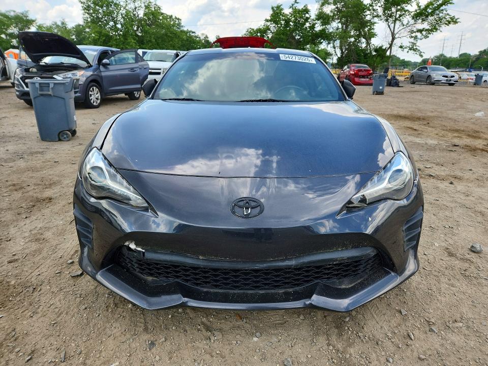 54273026 :رقم المزاد ، JF1ZNAA19H8706733 vin ، 2017 Toyota 86 مزاد بيع