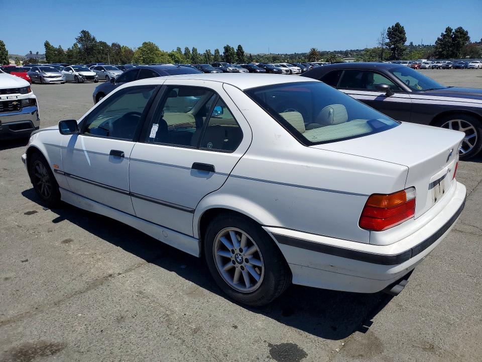 1998 Bmw 328 მანქანა იყიდება აუქციონზე, vin: WBACD432XWAV65748, აუქციონის ნომერი: 53269116