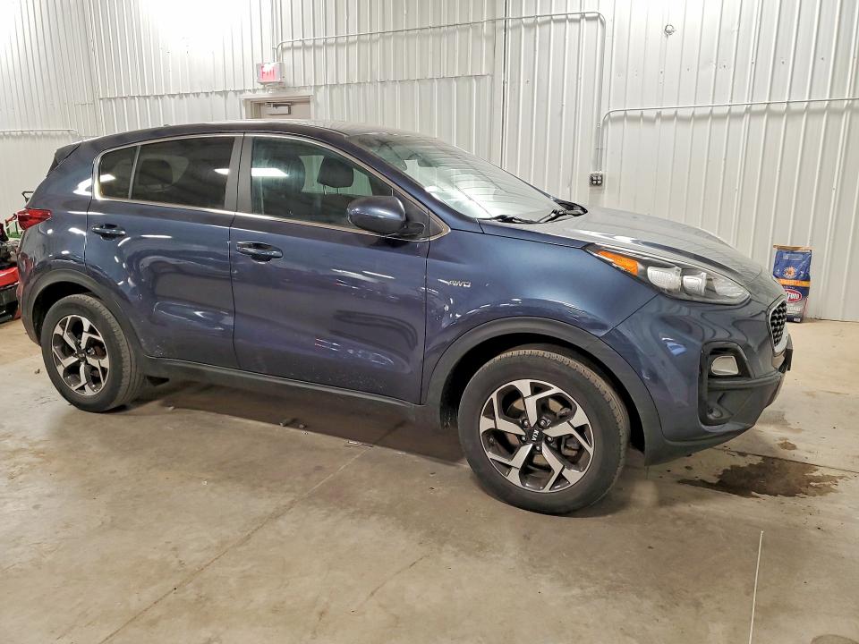 Продажа на аукционе авто 2022 Kia Sportage, vin: KNDPMCAC6N7960001, номер лота: 52468156