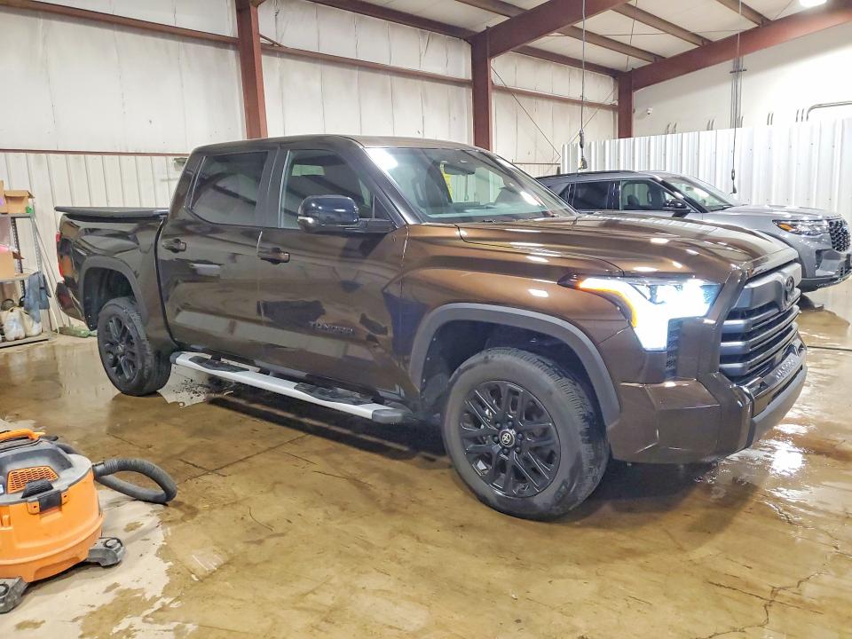 Продаж на аукціоні авто 2025 Toyota Tundra, vin: 5TFWA5DB6SX299617, номер лоту: 53214346