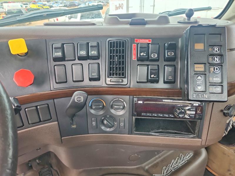 2017 Volvo Vnl მანქანა იყიდება აუქციონზე, vin: 4V4N39TG9HN988098, აუქციონის ნომერი: 53844446