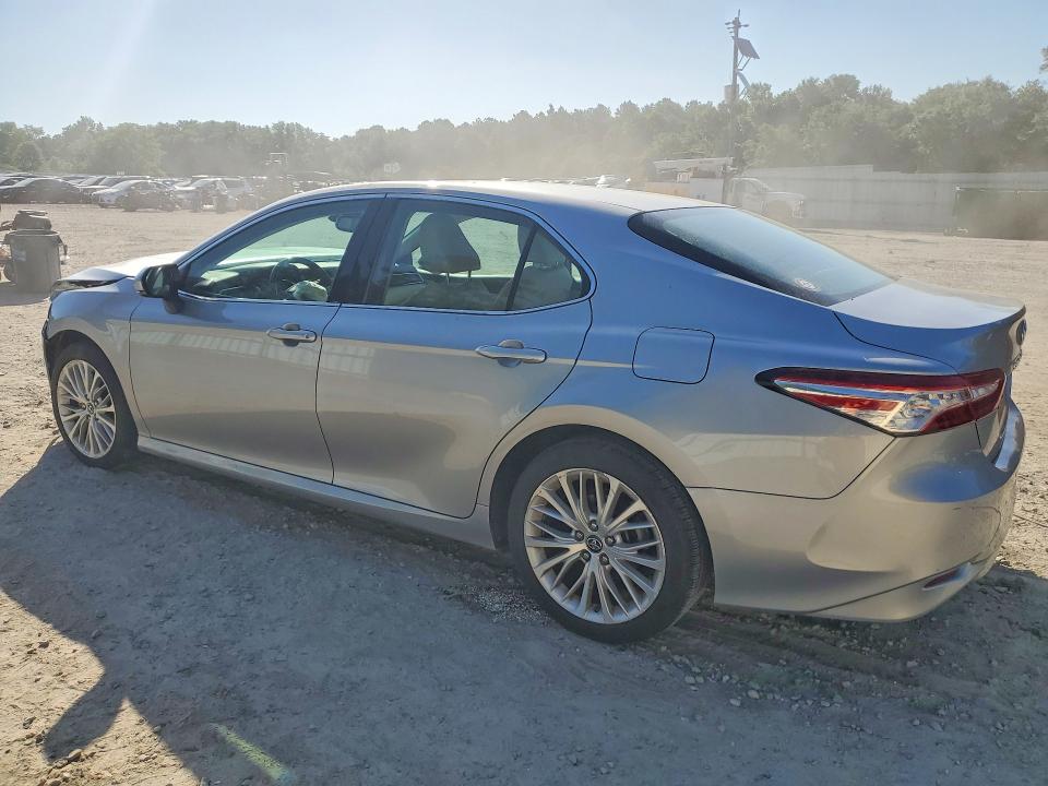 Продажа на аукционе авто 2018 Toyota Camry, vin: 4T1B11HK5JU157112, номер лота: 53314106