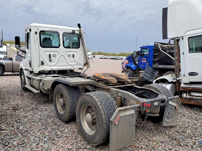 53538376 :رقم المزاد ، 3AKJHLDV1MSMU2856 vin ، 2021 Freightliner Cascadia 126 مزاد بيع