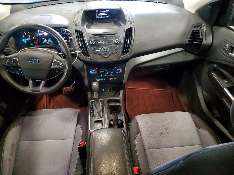 54437096 :رقم المزاد ، 1FMCU0GD3HUA13190 vin ، 2017 Ford Escape مزاد بيع