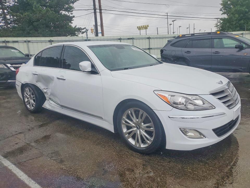 53526036 :رقم المزاد ، KMHGC4DD5EU259573 vin ، 2014 Hyundai Genesis مزاد بيع
