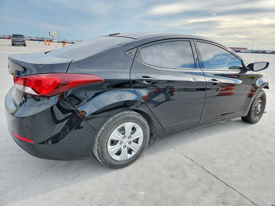 2016 Hyundai Elantra მანქანა იყიდება აუქციონზე, vin: KMHDH4AE8GU636532, აუქციონის ნომერი: 53021176