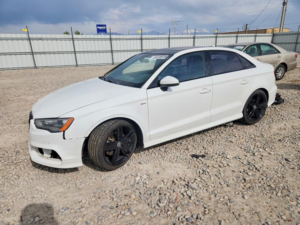 Продажа на аукционе авто 2016 Audi A3, vin: WAUA7GFF6G1040492, номер лота: 53220976
