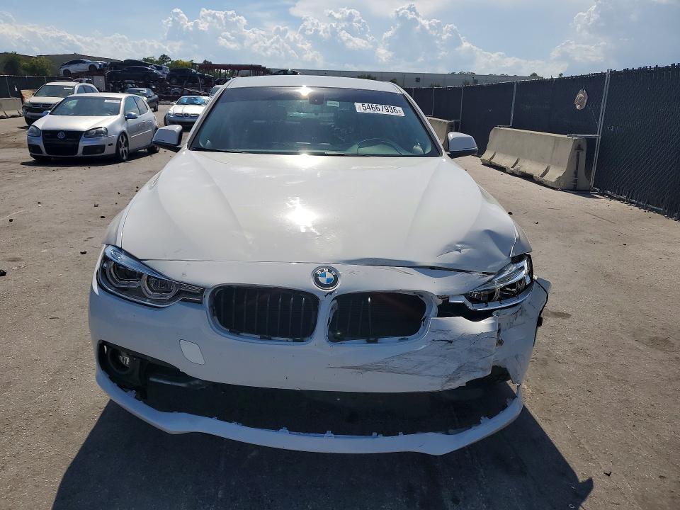 2018 Bmw 320 მანქანა იყიდება აუქციონზე, vin: WBA8E1G59JNU91293, აუქციონის ნომერი: 54667936