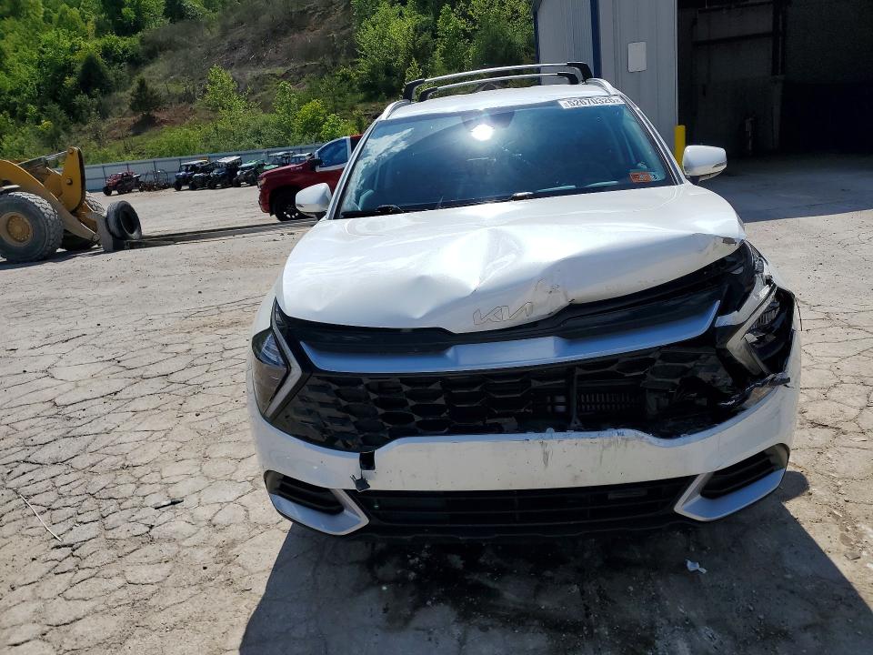 Продажа на аукционе авто 2023 Kia Sportage, vin: KNDPVCAG1P7113454, номер лота: 52670326