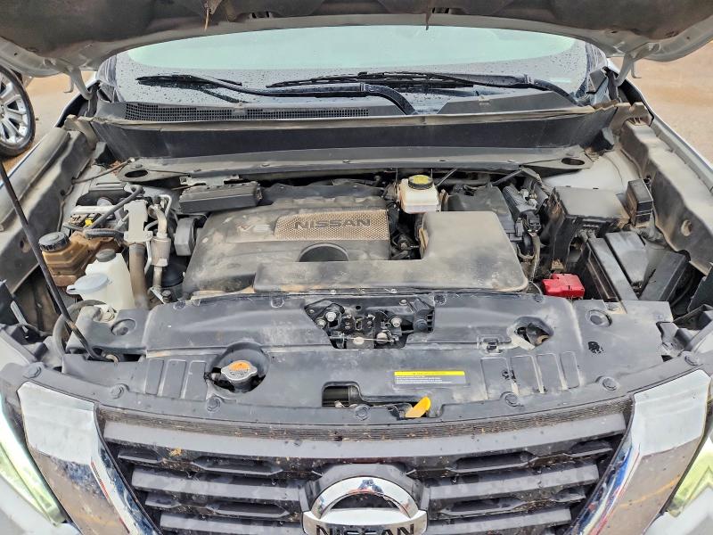 53231026 :رقم المزاد ، 5N1DR2MN5KC627976 vin ، 2019 Nissan Pathfinder مزاد بيع