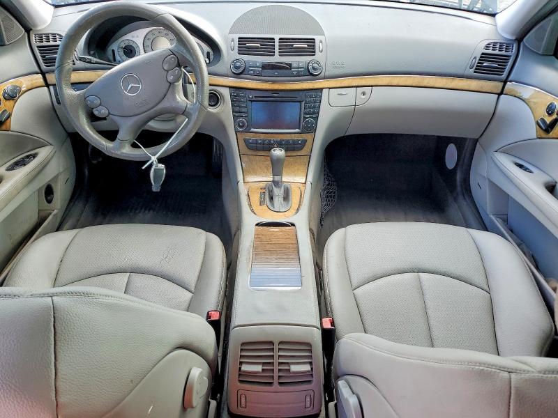 54666786 :رقم المزاد ، WDBUF56X69B406026 vin ، 2009 Mercedes-benz E مزاد بيع