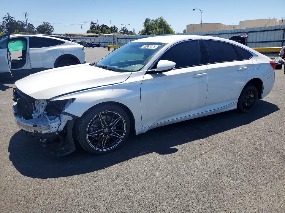 52881016 :رقم المزاد ، 1HGCV1F33LA141859 vin ، 2020 Honda Accord مزاد بيع