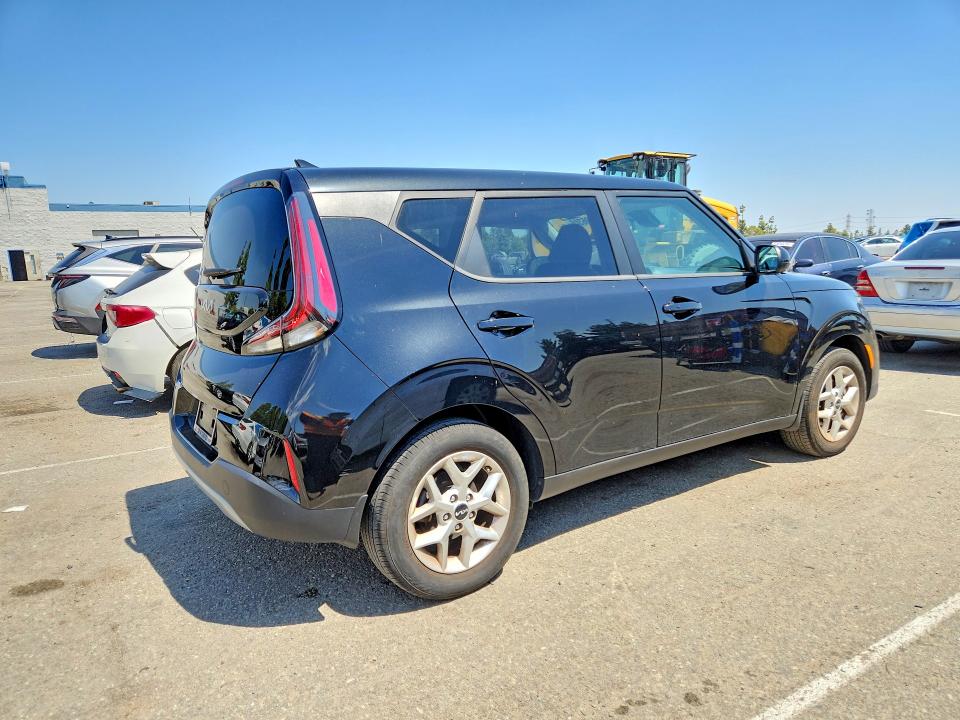 2024 Kia Soul მანქანა იყიდება აუქციონზე, vin: KNDJ23AU8R7235641, აუქციონის ნომერი: 52196306