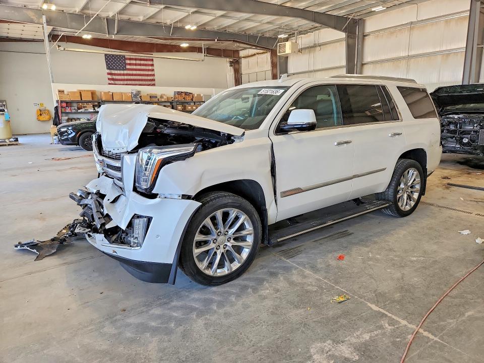 51521636 :رقم المزاد ، 1GYS4CKJ7LR178065 vin ، 2020 Cadillac Escalade مزاد بيع