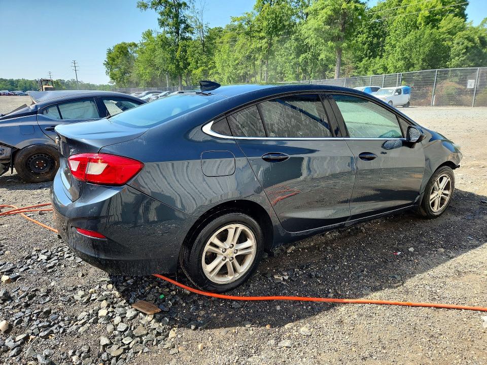 Продажа на аукционе авто 2017 Chevrolet Cruze, vin: 1G1BE5SM5H7273633, номер лота: 50291656