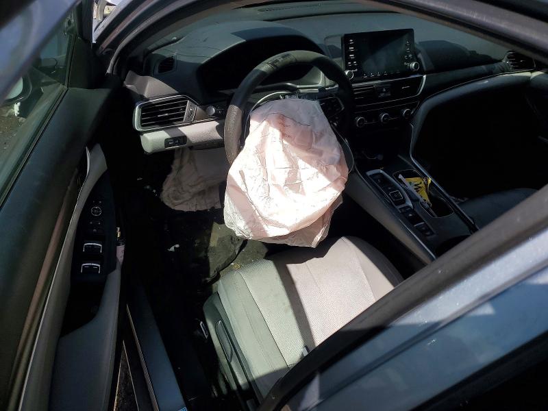 Aukcja sprzedaży 2018 Honda Accord, vin: 1HGCV3F15JA011105, numer aukcji: 52772856