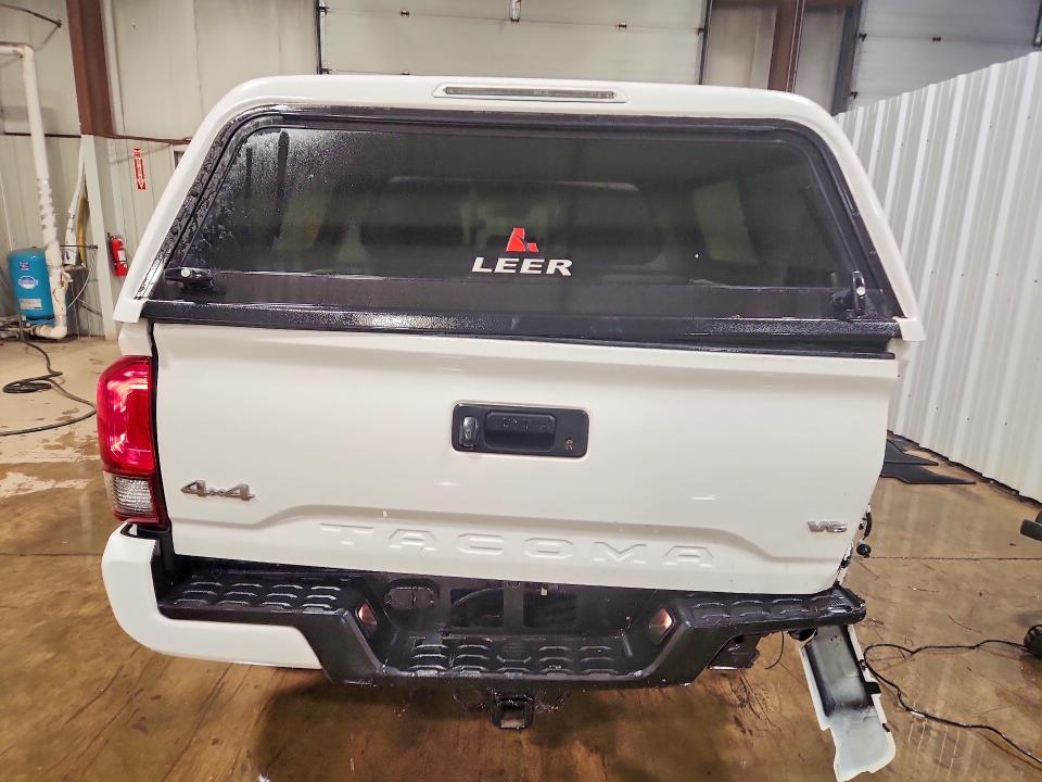48939916 :رقم المزاد ، 3TYCZ5AN8MT022619 vin ، 2021 Toyota Tacoma مزاد بيع