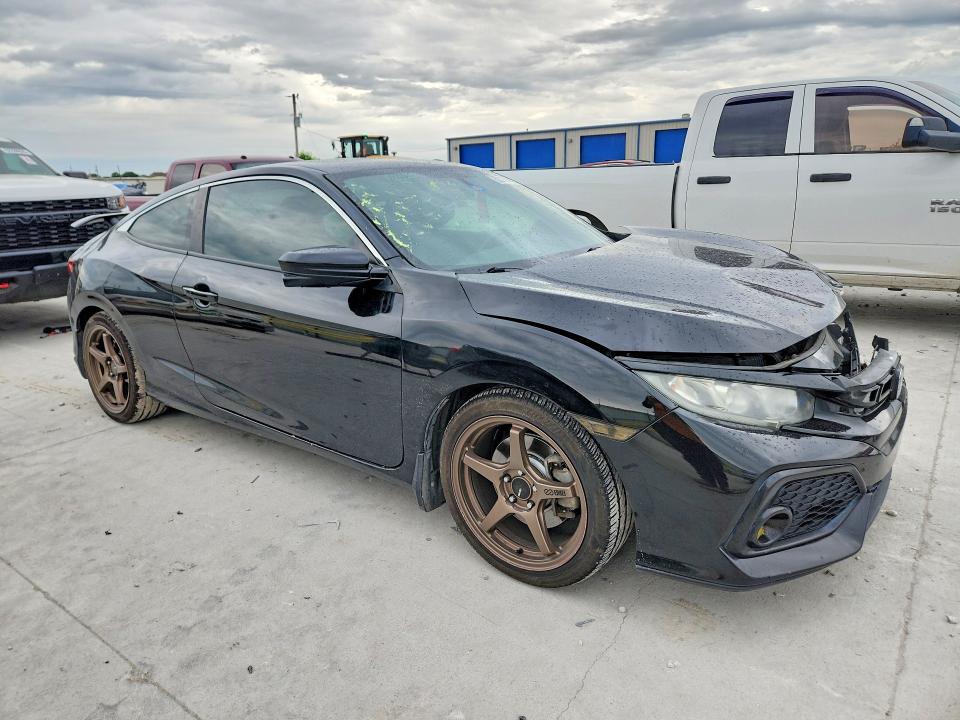 52181436 :رقم المزاد ، 2HGFC3A53JH753016 vin ، 2018 Honda Civic مزاد بيع
