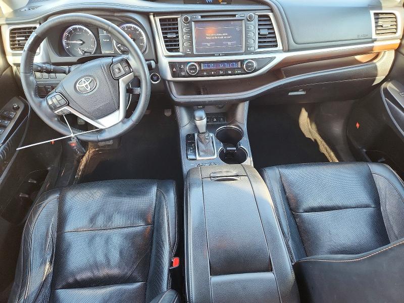 Продажа на аукционе авто 2015 Toyota Highlander, vin: 5TDDKRFH7FS072168, номер лота: 51984496
