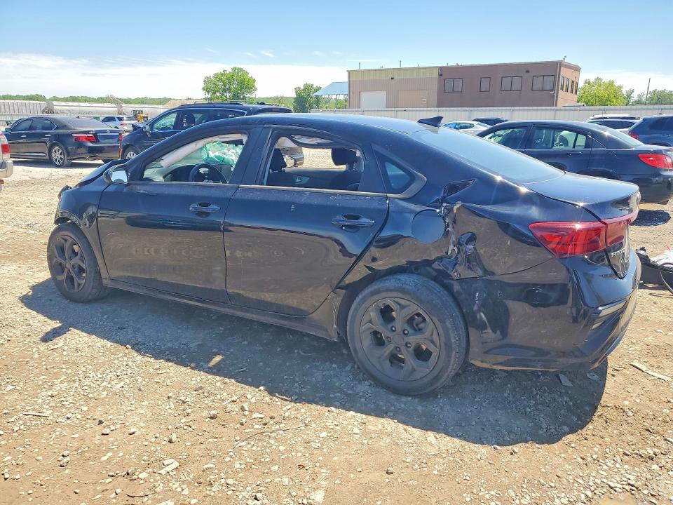 52186946 :رقم المزاد ، 3KPF24AD0ME394920 vin ، 2021 Kia Forte مزاد بيع