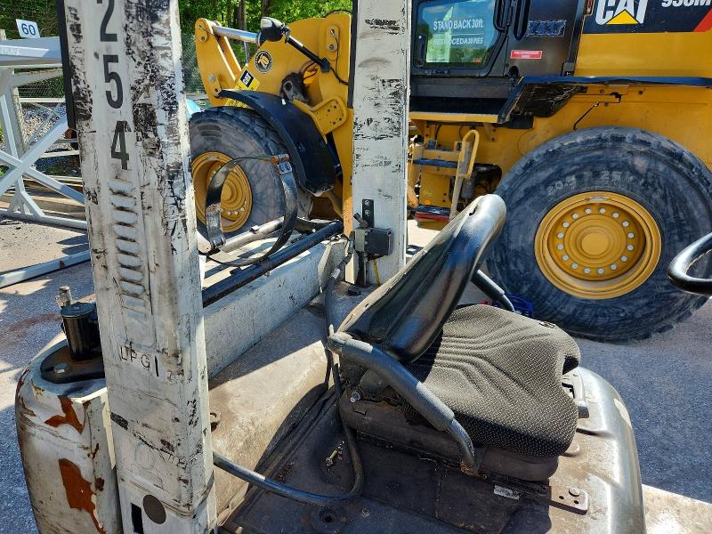 2019 Unicariers Forklift მანქანა იყიდება აუქციონზე, vin: CP1F29W30995, აუქციონის ნომერი: 52527276