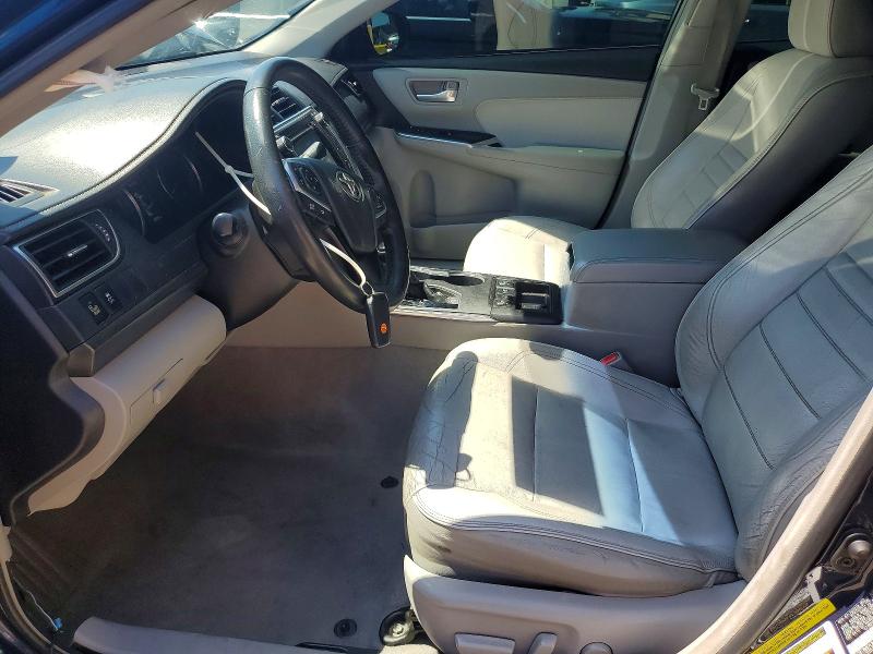 2015 Toyota Camry Hybrid მანქანა იყიდება აუქციონზე, vin: 4T1BD1FK0FU151977, აუქციონის ნომერი: 53079496