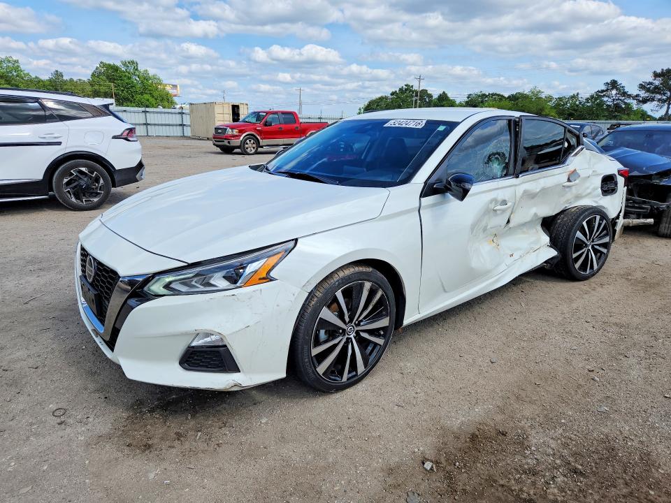 52424716 :رقم المزاد ، 1N4BL4CV7NN365189 vin ، 2022 Nissan Altima مزاد بيع