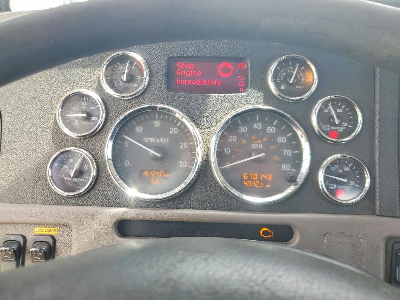 Продажа на аукционе авто 2016 Peterbilt 365, vin: 1NPSLP9X7GD325104, номер лота: 54964796