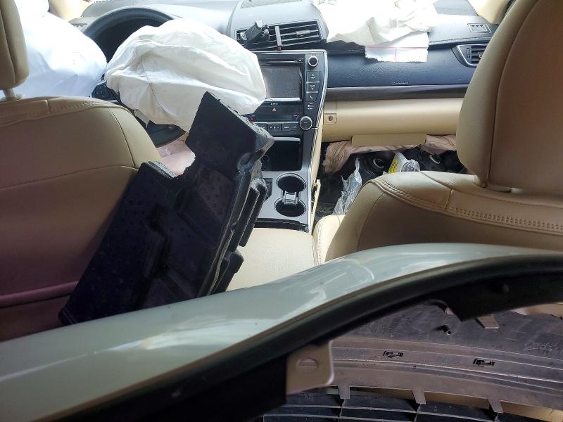 55220266 :رقم المزاد ، 4T1BF1FK9HU655215 vin ، 2017 Toyota Camry مزاد بيع