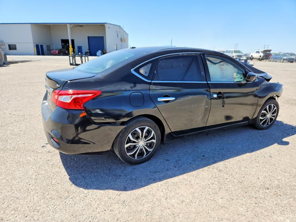 Продажа на аукционе авто 2017 Nissan Sentra, vin: 3N1AB7AP2HY267390, номер лота: 53975796
