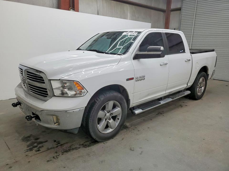 52706526 :رقم المزاد ، 1C6RR7LM7FS728441 vin ، 2015 Ram 1500 مزاد بيع
