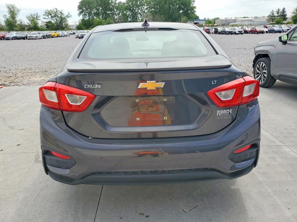55539476 :رقم المزاد ، 1G1BE5SM7H7214969 vin ، 2017 Chevrolet Cruze مزاد بيع
