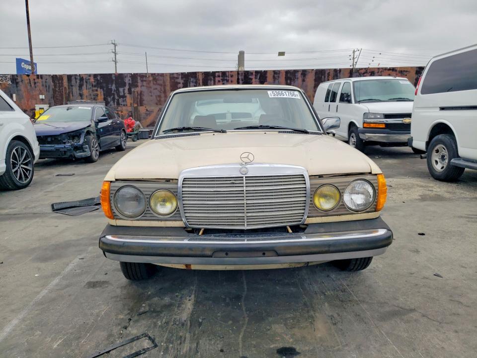 Aukcja sprzedaży 1981 Mercedes-benz 240, vin: WDBAB23A5BB249897, numer aukcji: 53661766