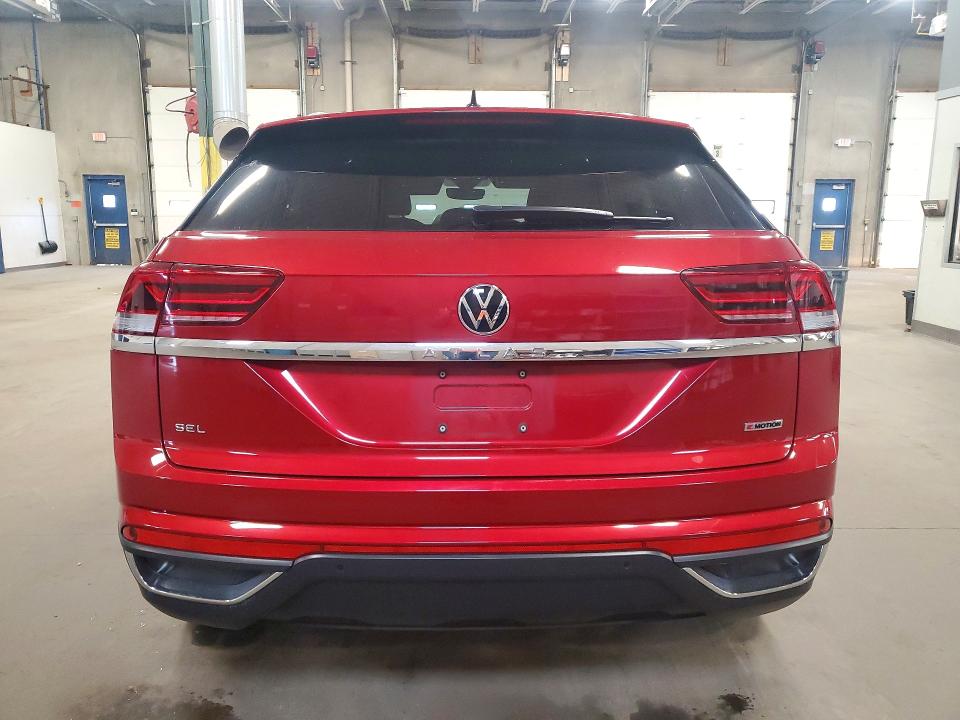 2021 Volkswagen Atlas Cross Sport მანქანა იყიდება აუქციონზე, vin: 1V2BC2CA9MC205755, აუქციონის ნომერი: 54413636