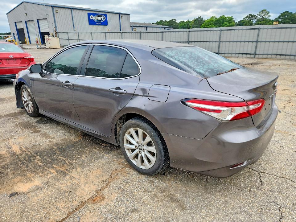 Продаж на аукціоні авто 2018 Toyota Camry, vin: 4T1B11HK2JU648690, номер лоту: 52372186