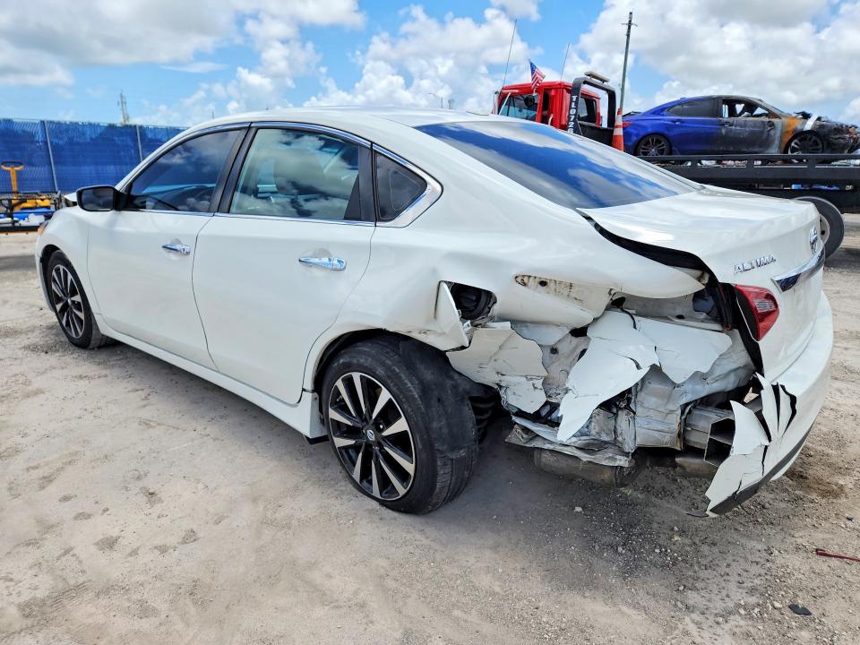 2018 Nissan Altima მანქანა იყიდება აუქციონზე, vin: 1N4AL3APXJC157906, აუქციონის ნომერი: 54352426