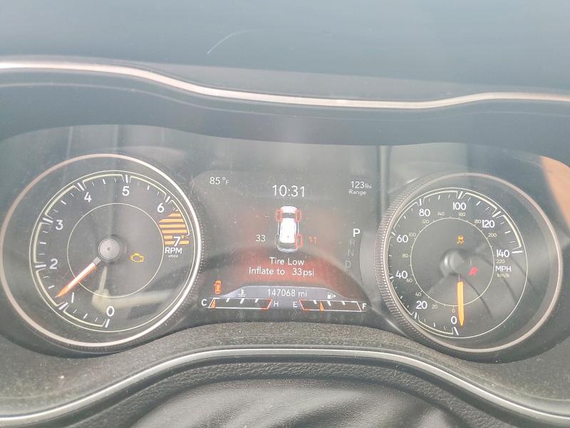 Продаж на аукціоні авто 2019 Jeep Cherokee, vin: 1C4PJLDB0KD438618, номер лоту: 52991616