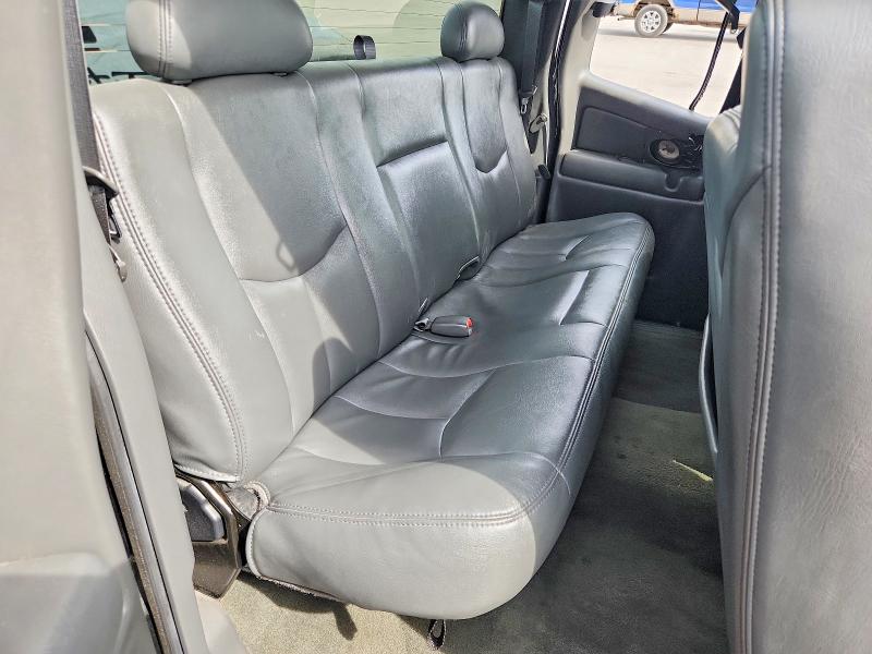 2003 Chevrolet Silverado მანქანა იყიდება აუქციონზე, vin: 2GCEK19N331302380, აუქციონის ნომერი: 54798376